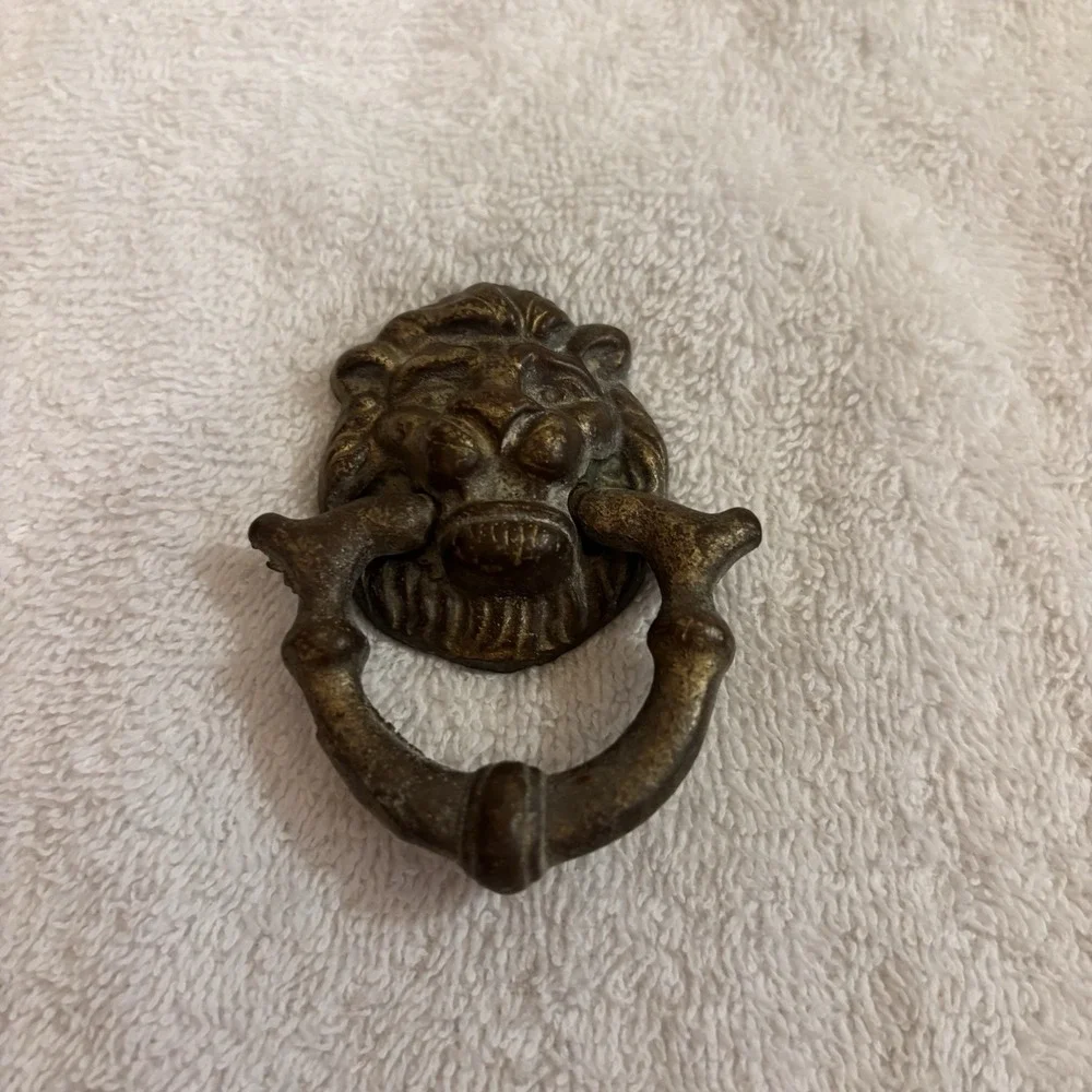 Antique Vintage Brass Bronze Lion Head Drop Ring Drawer Pull Furniture